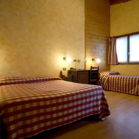 Szálloda La Pigna Bardonecchia