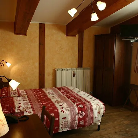 Отель La Pigna 3*